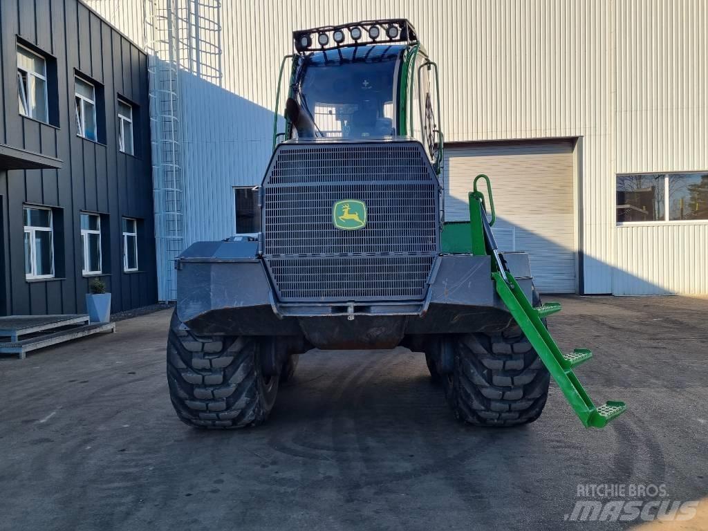 John Deere 1010 G 集运机