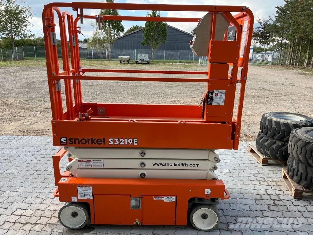 Snorkel S 3219 E 剪叉式升降机