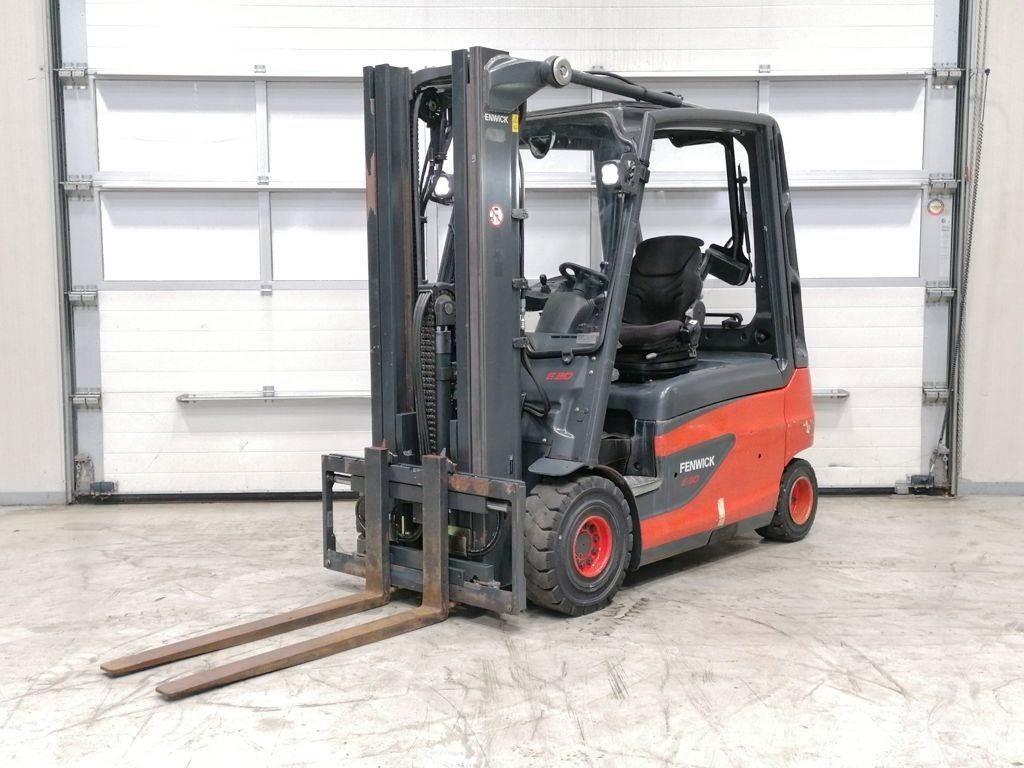Linde E30L-01 电动叉车