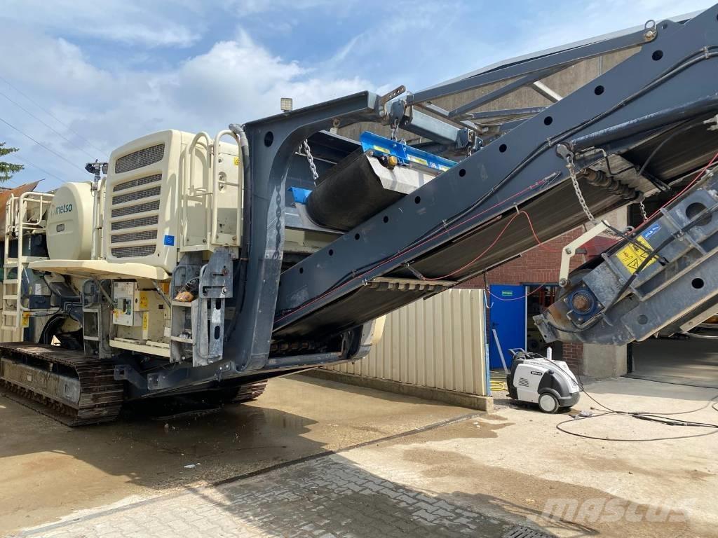 Metso LT 106 移动式破碎机