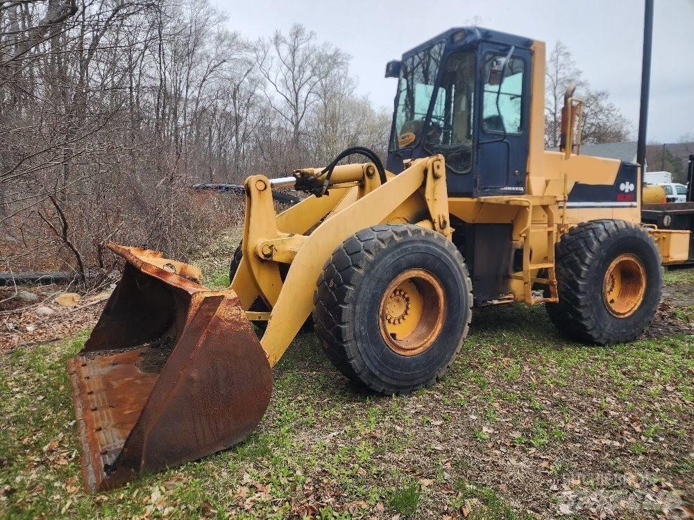 Komatsu WA 300-1 轮式装载机