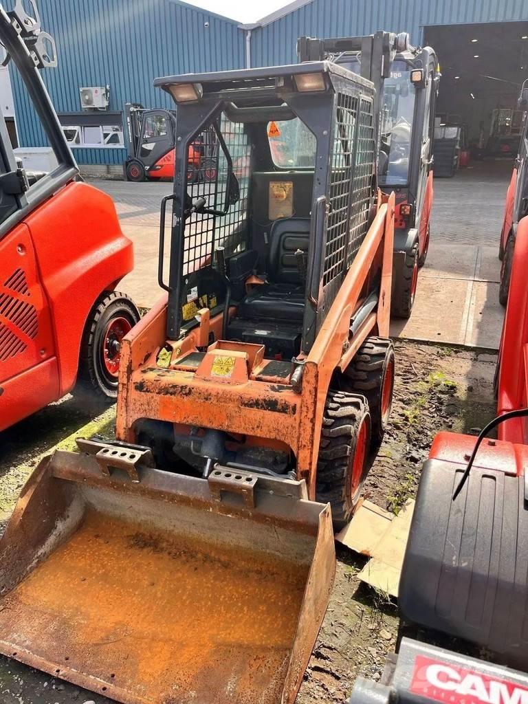 Bobcat S70 滑移装载机