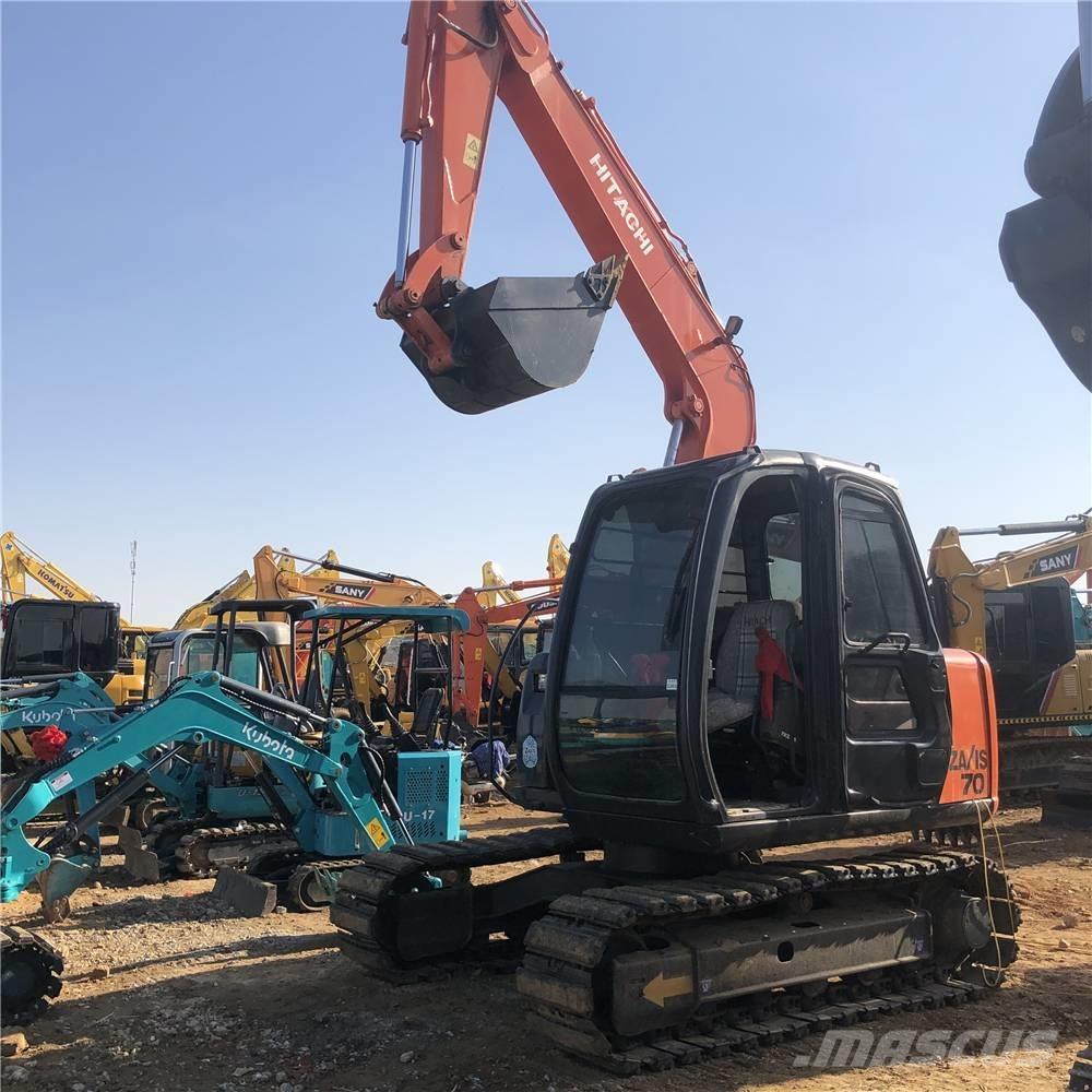 Hitachi ZX70-5A 中型挖掘机