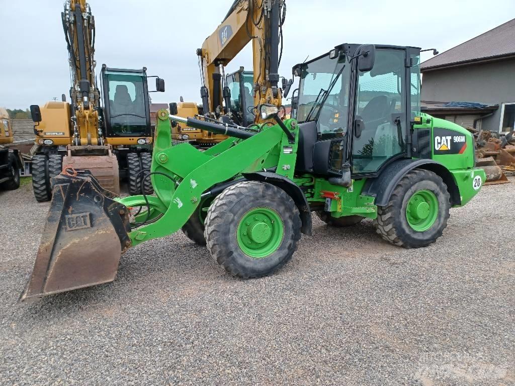 CAT 906M 轮式装载机