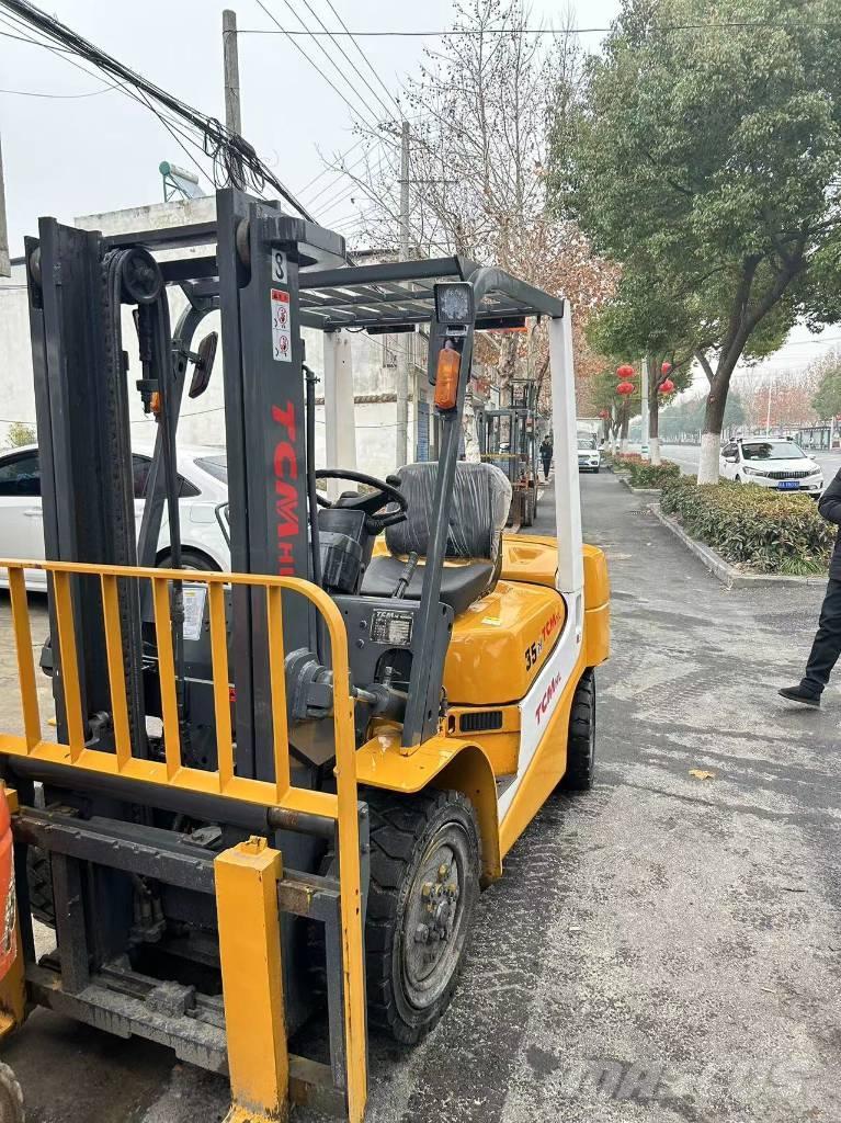 TCM 35 柴油叉车