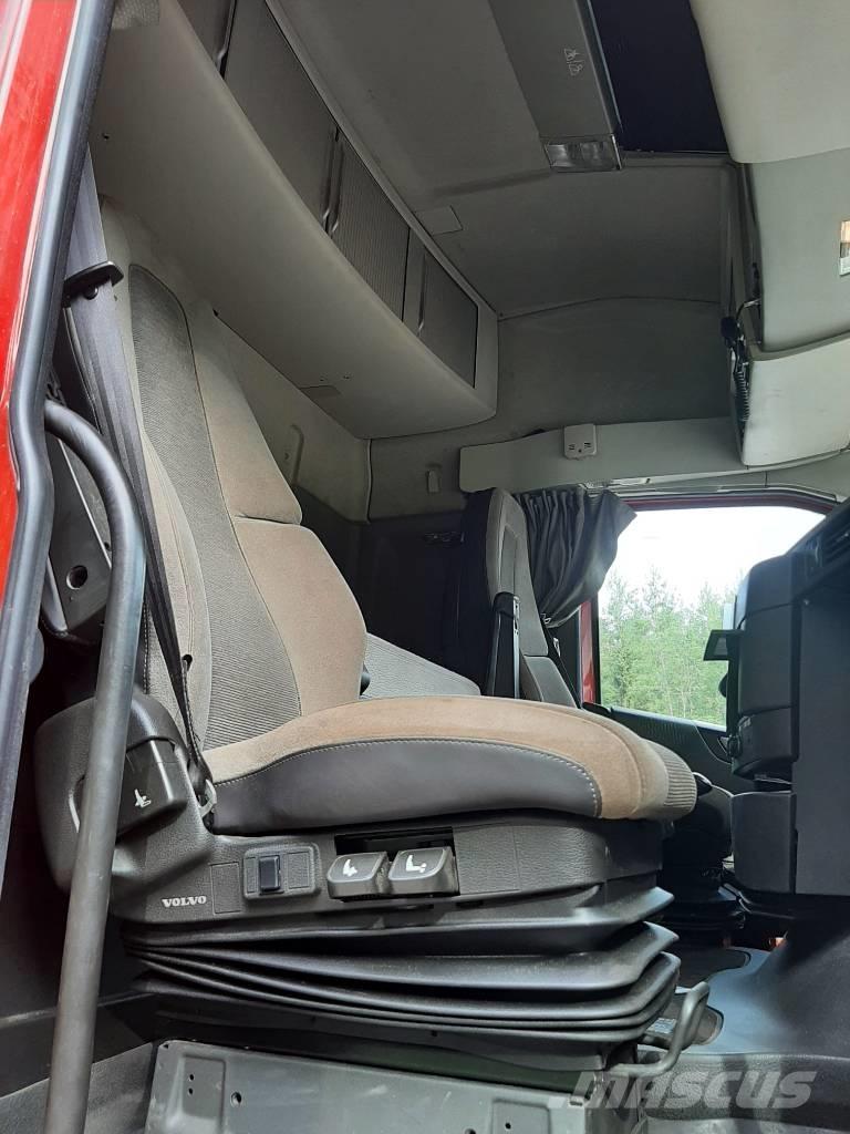 Volvo FH 13 碎木车