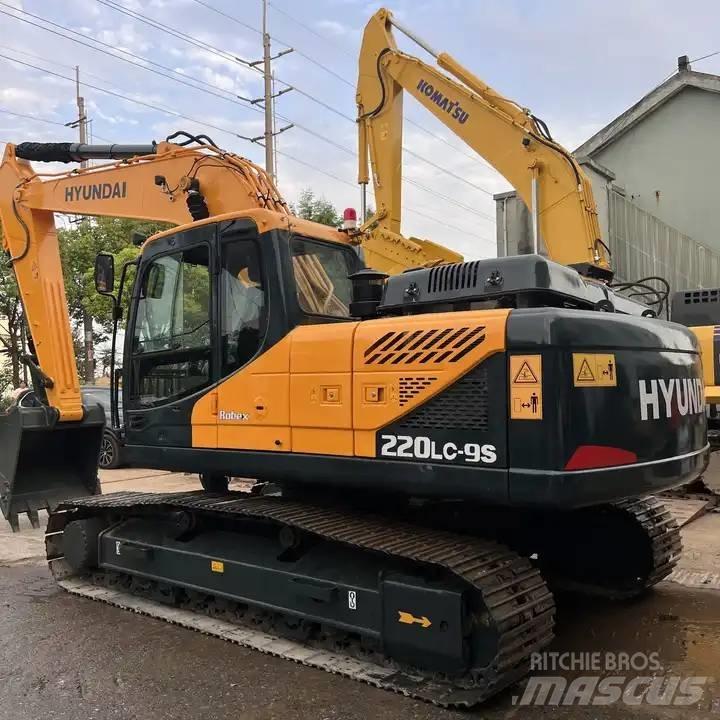 Hyundai 220LC-9s 履带挖掘机