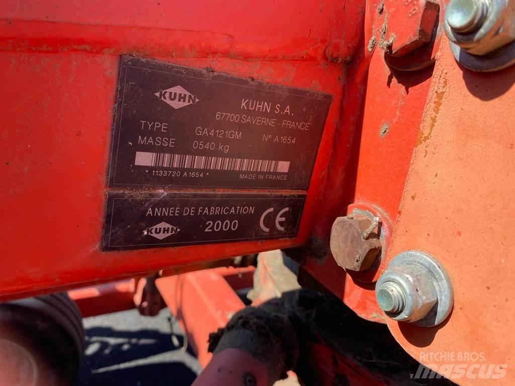Kuhn GA 4121 GM 料堆整形机
