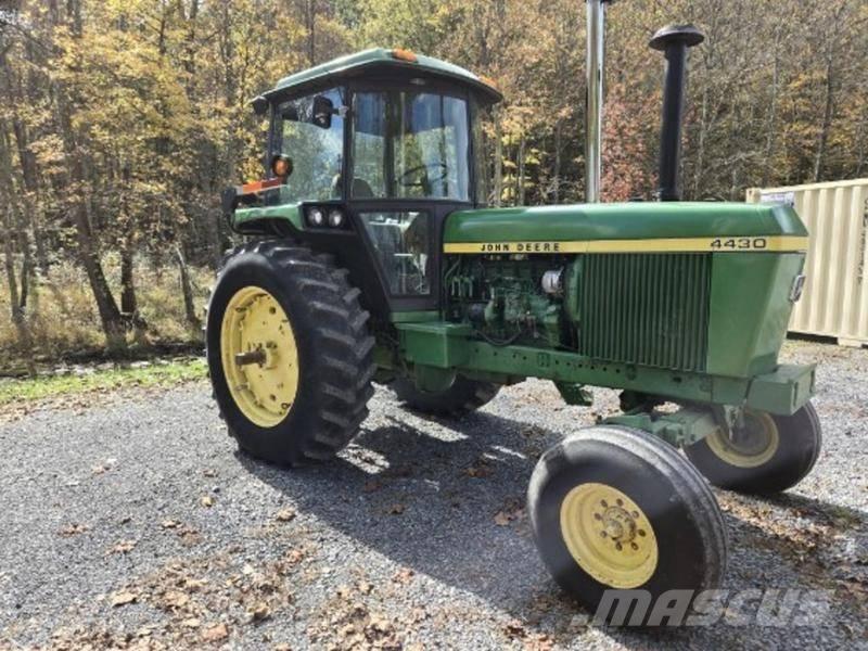 John Deere 4430 拖拉机/农用车