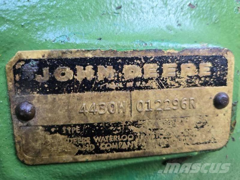 John Deere 4430 拖拉机/农用车
