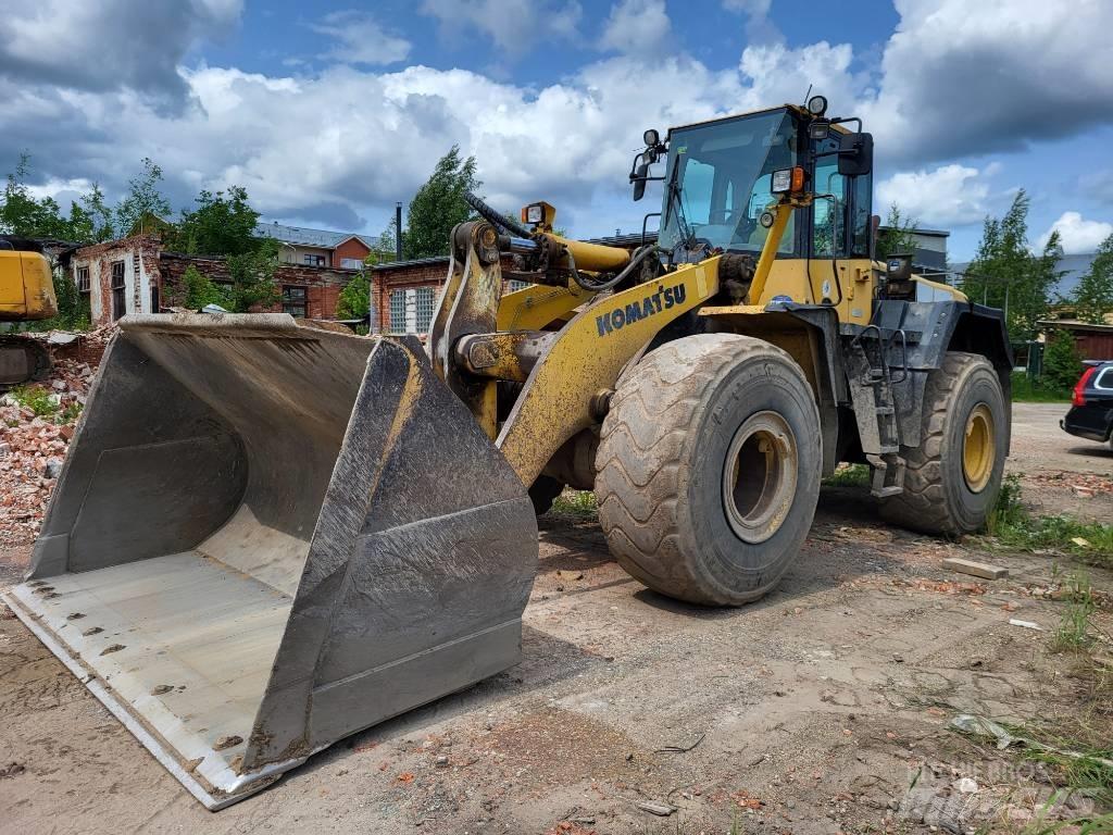 Komatsu WA 470-6 轮式装载机