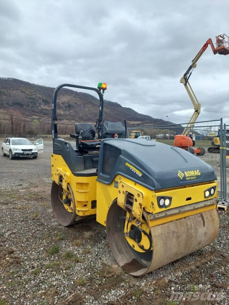 Bomag BW 135 AD-5 双轮压路机
