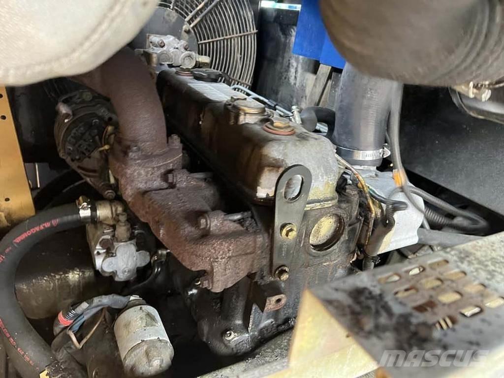 Marini MF 331 沥青摊铺机