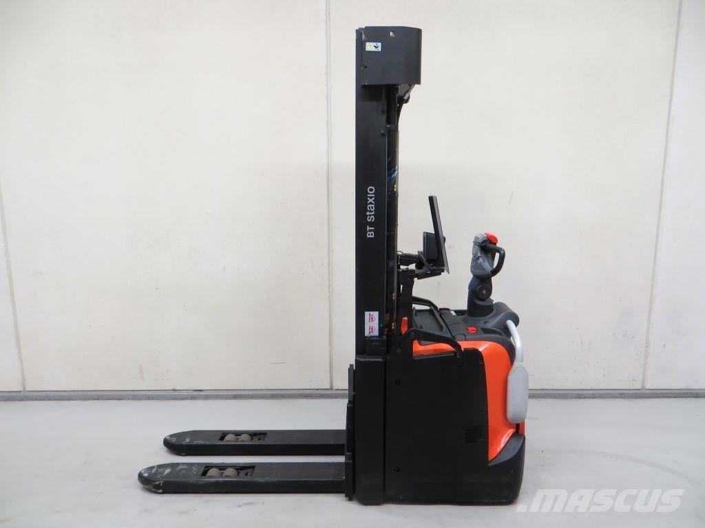 BT SPE140L 行走式堆垛机