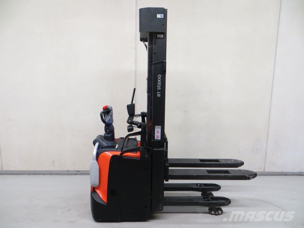 BT SPE140L 行走式堆垛机