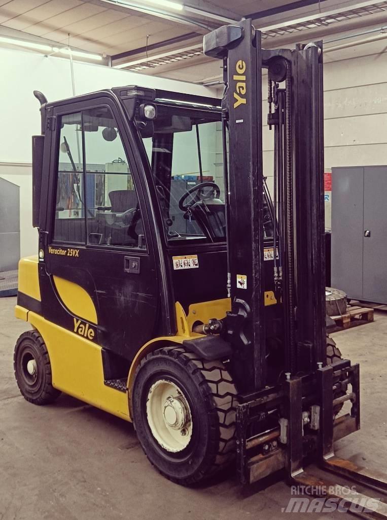 Yale GDP25VX 柴油叉车