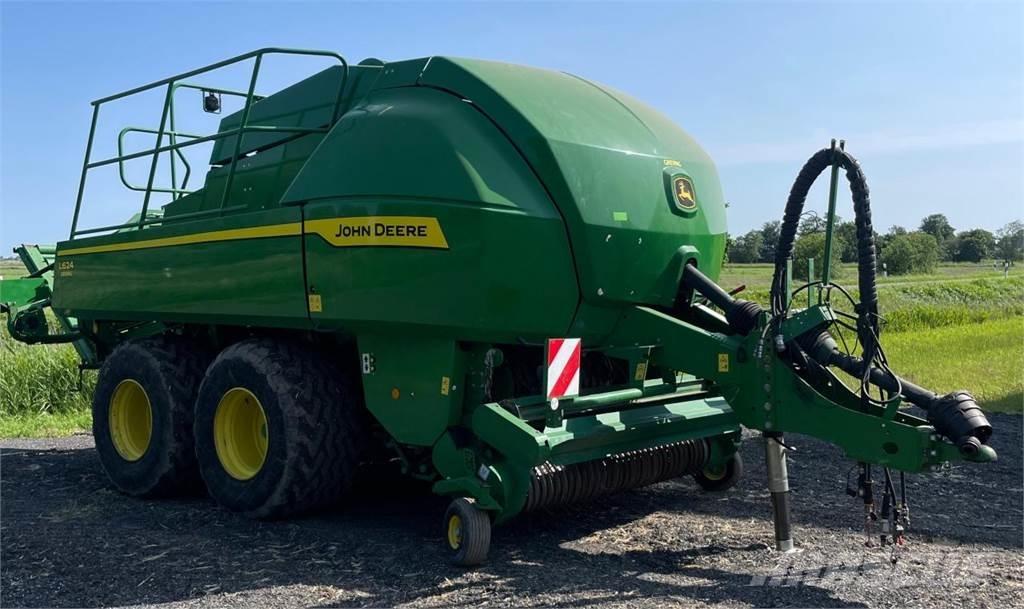 John Deere L624 方捆打捆机