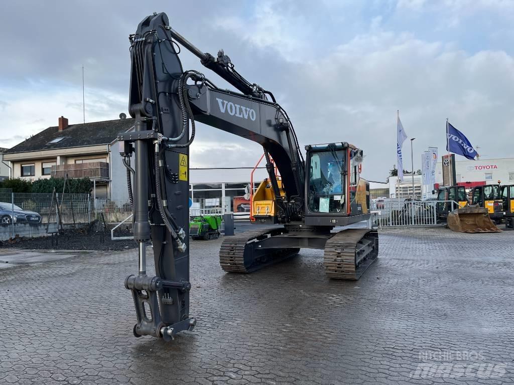 Volvo EC220EL 履带挖掘机