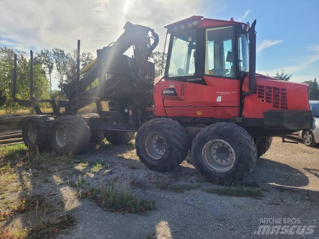 Komatsu 840 TX 集运机