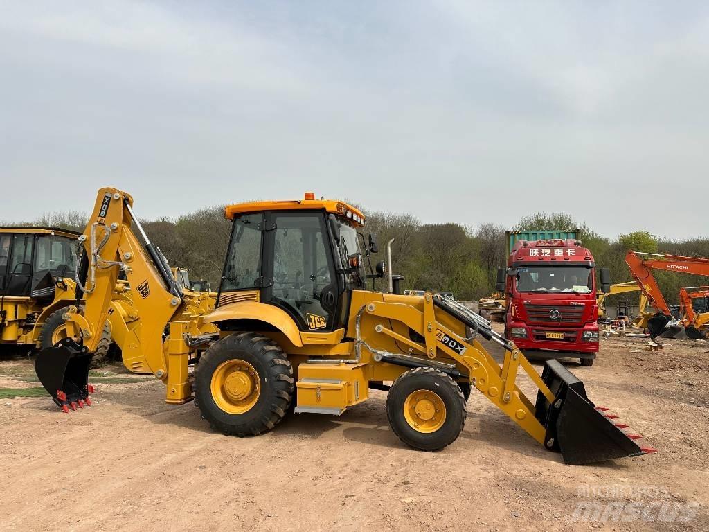 JCB 3CX 反铲装载机