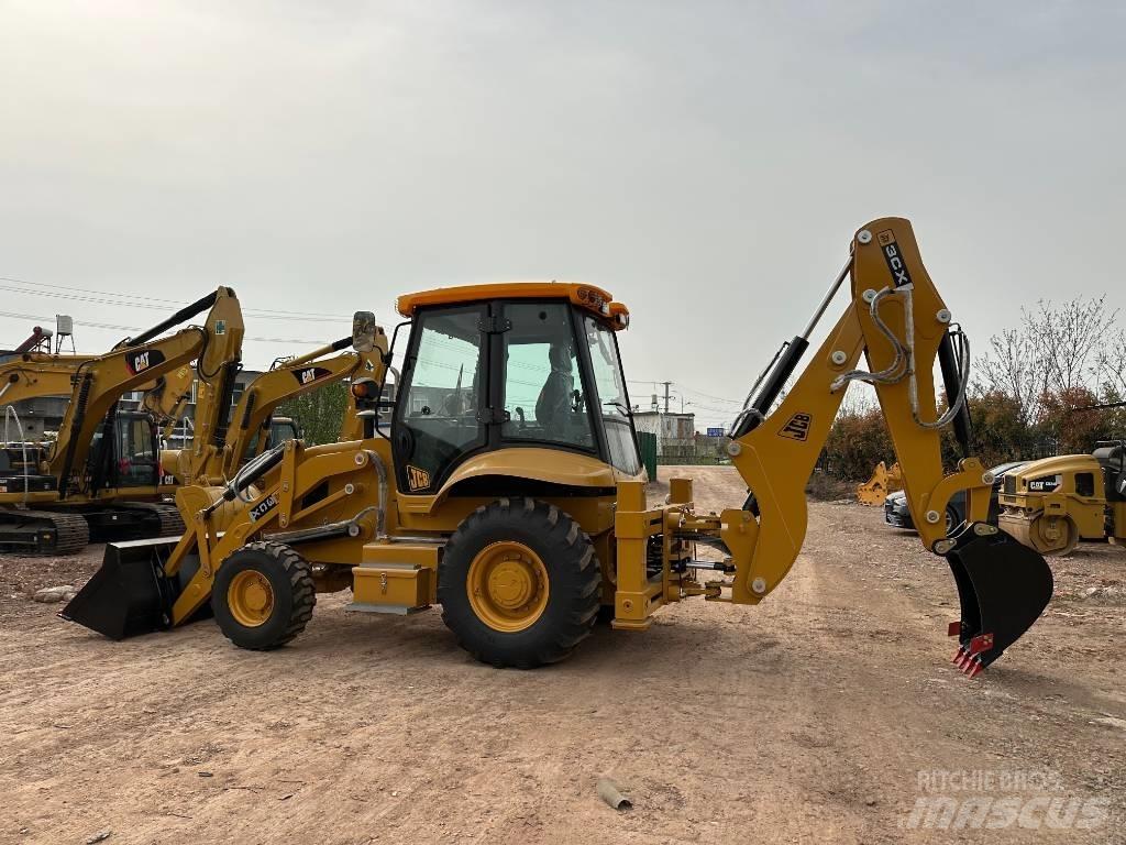 JCB 3CX 反铲装载机