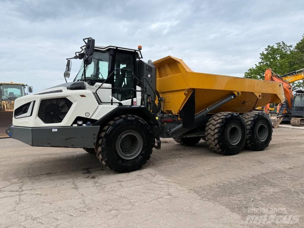 Liebherr TA 230 铰接式自卸车