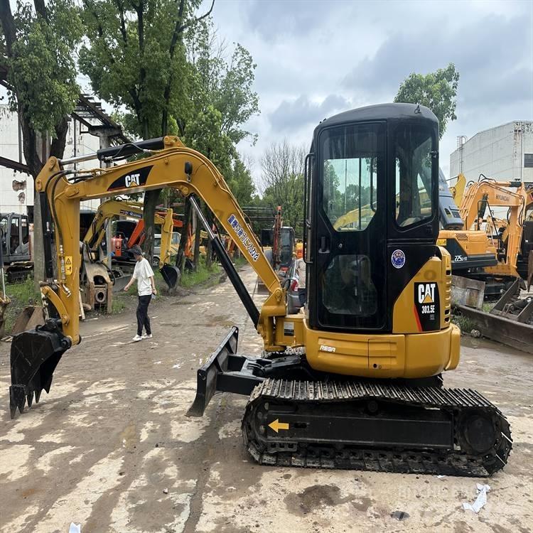 CAT 303.5 E 小型挖掘机