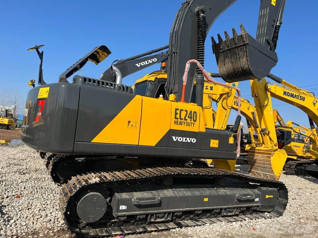 Volvo EC240DL 履带挖掘机