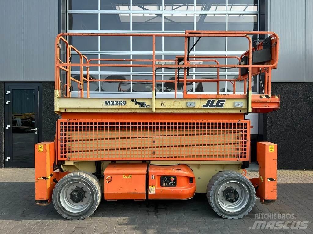 JLG M3369 剪叉式升降机