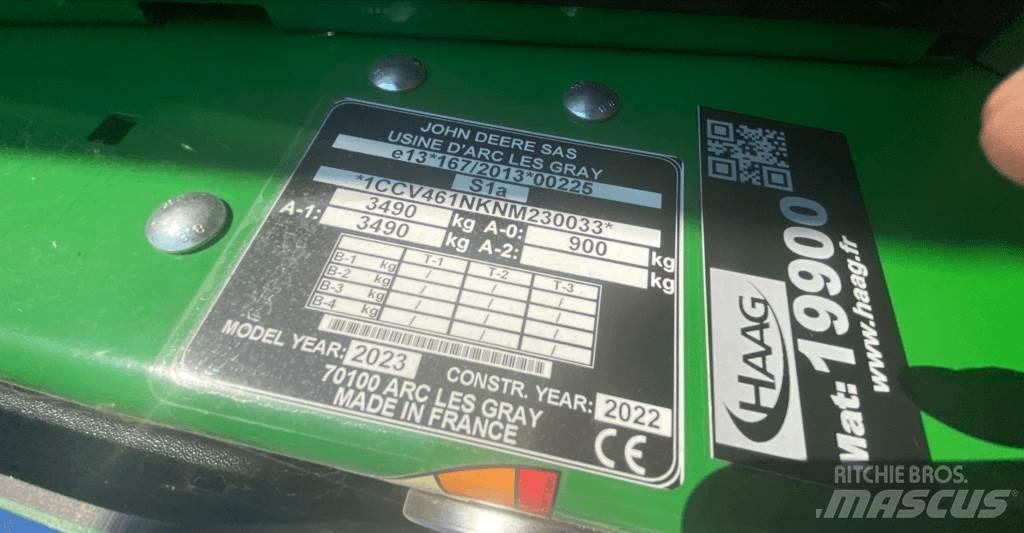 John Deere V461M 圆捆打捆机