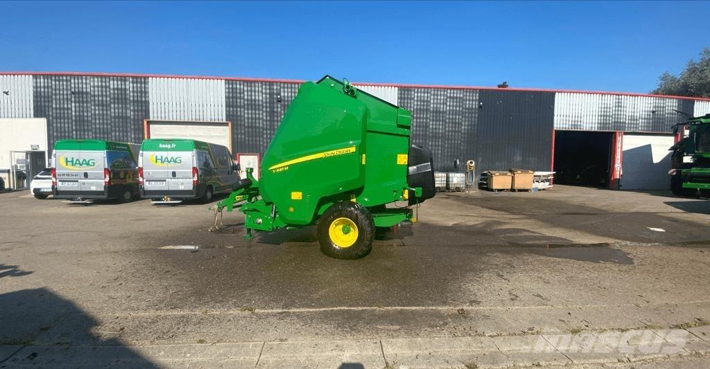 John Deere V461M 圆捆打捆机