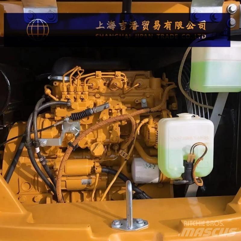 CAT 307 小型挖掘机