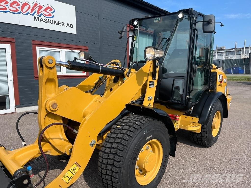 CAT 906M-20  35km/h 轮式装载机
