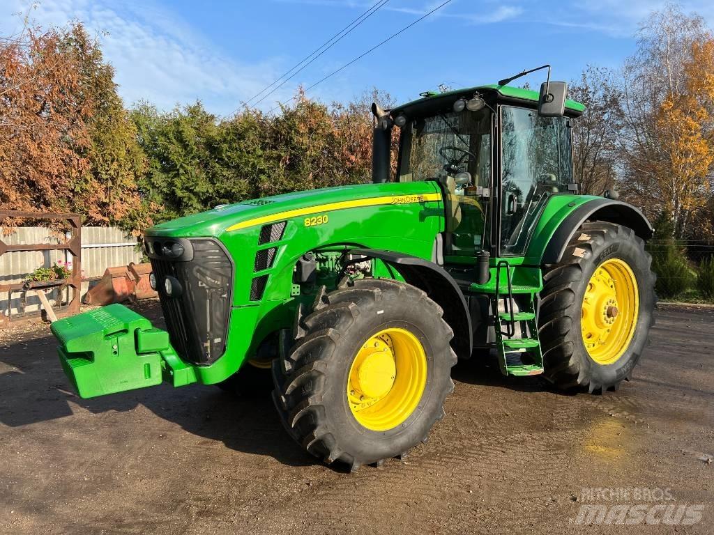 John Deere 8230 拖拉机/农用车