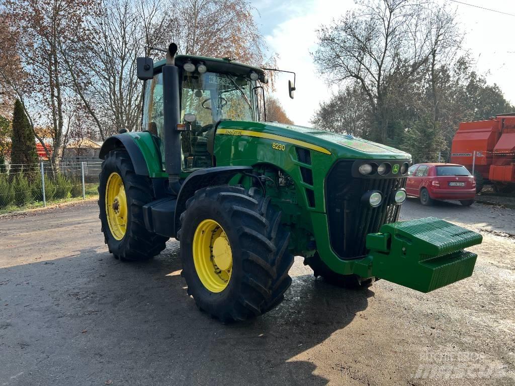 John Deere 8230 拖拉机/农用车