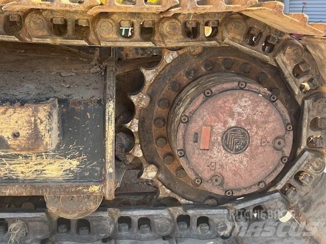 JCB Bandgrävare 220X 履带挖掘机