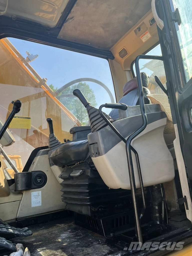 CAT 320 C L 履带挖掘机