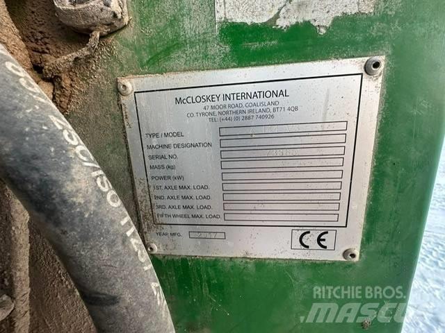 McCloskey I44 V3 移动式破碎机