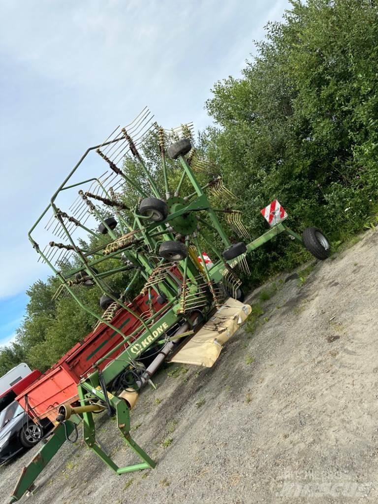 Krone Swadro 犁耙和摊草机