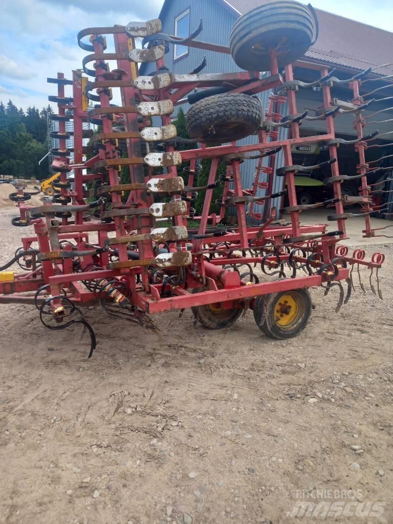Väderstad NZ 600 手扶中耕机