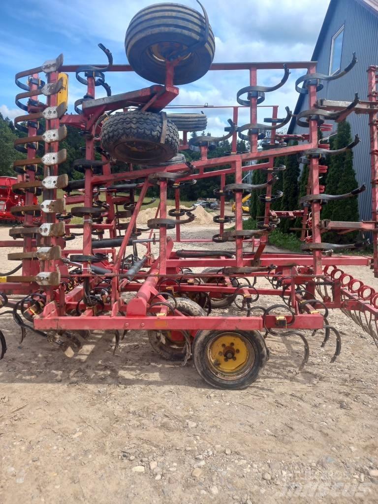 Väderstad NZ 600 手扶中耕机