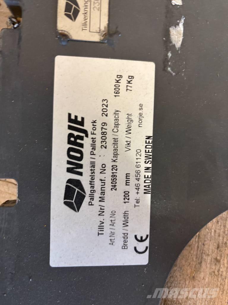 Norje Pallgafflar 压实曳引机附件