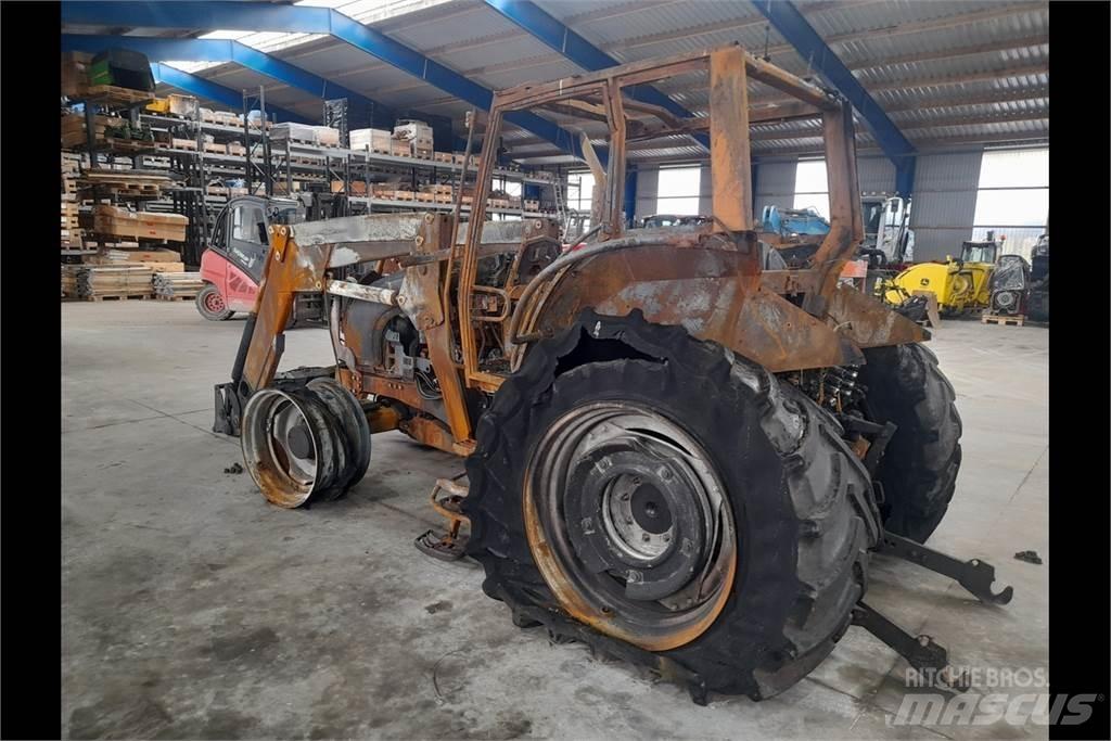 Valtra N121 拖拉机/农用车