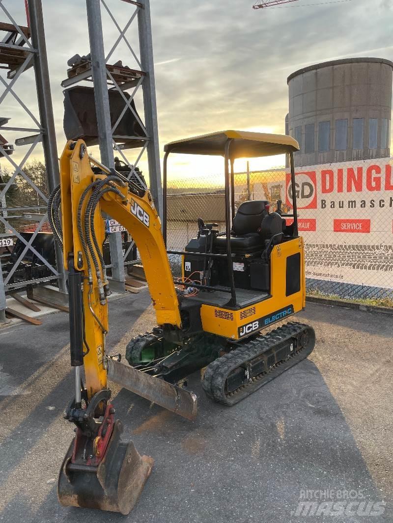 JCB 19C-1 E-Tec 小型挖掘机