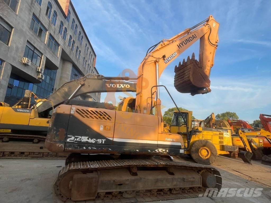 Hyundai Robex 225 履带挖掘机
