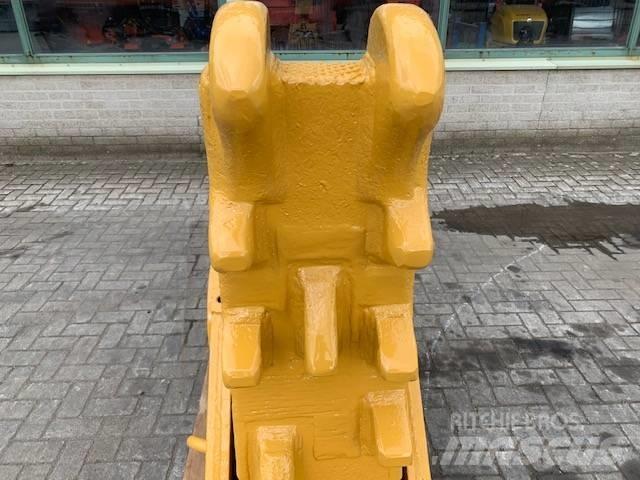 Okada Pulverizer 液压剪