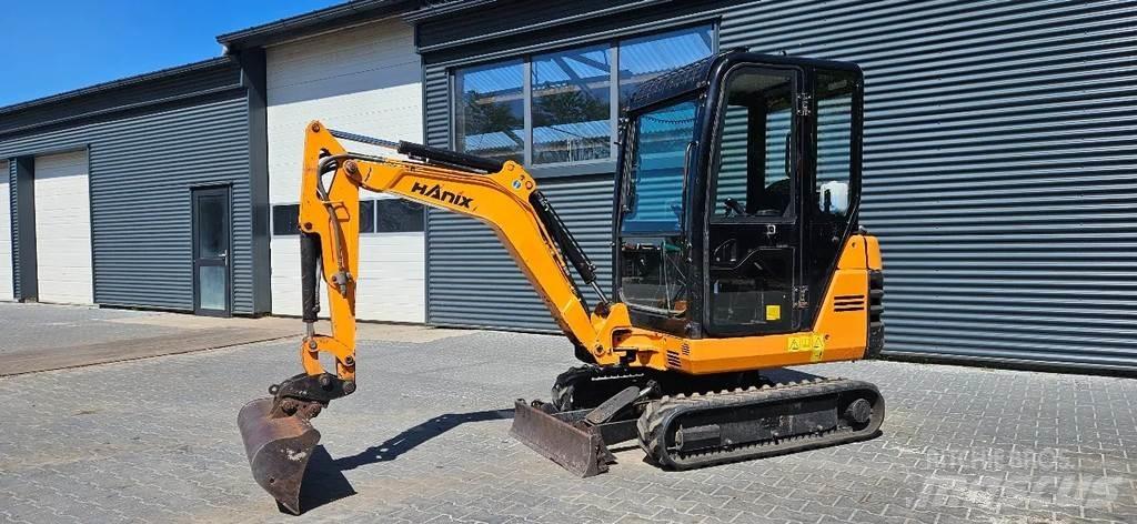 Hanix H 17D 小型挖掘机