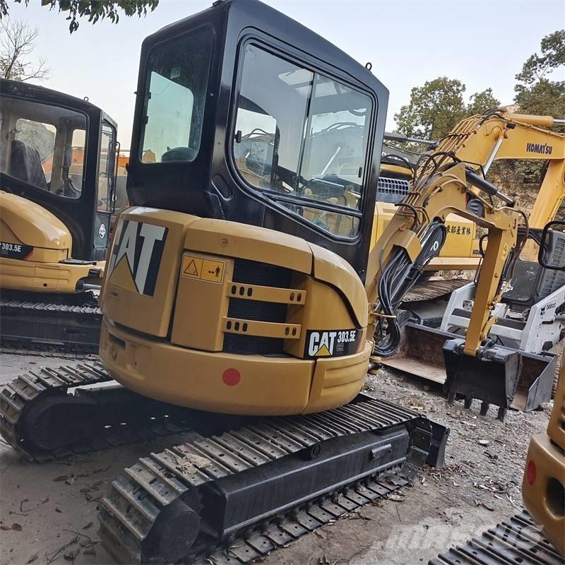 CAT 303.5 E CR 小型挖掘机