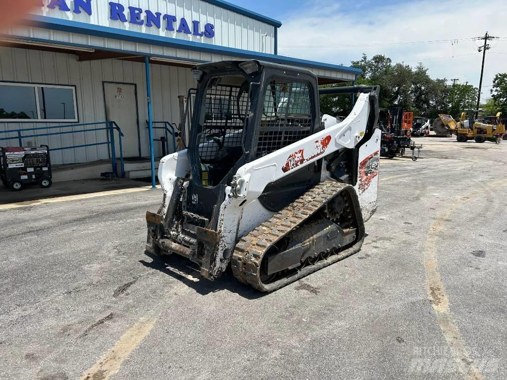 Bobcat T64 滑移装载机