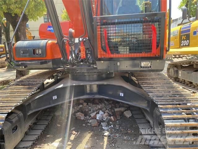 Doosan DX 225 LC 履带挖掘机